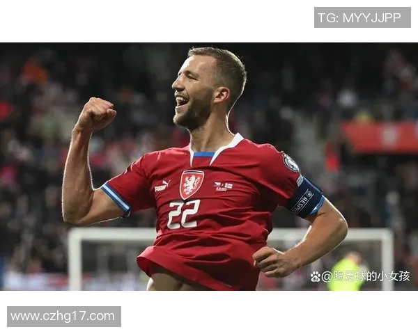 足球场上的传奇之路：著名13号足球明星的辉煌历程与成就解析